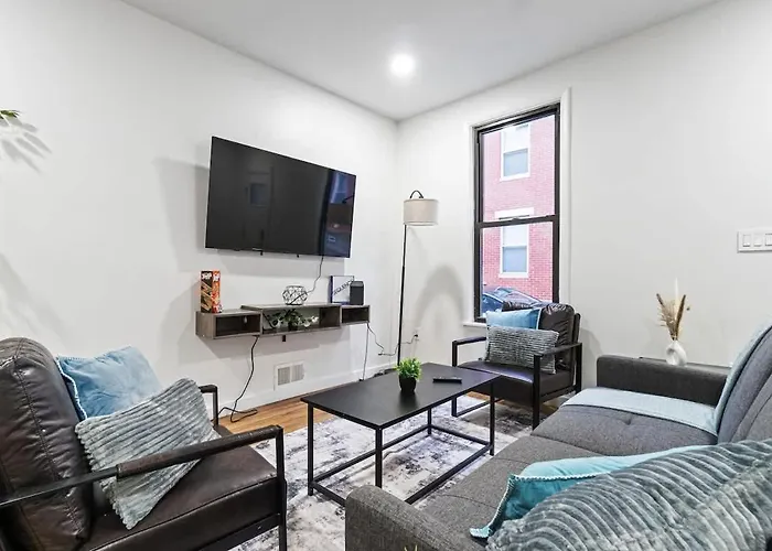 Holiday home Near Stadium 2 Bdrm House W Fire Pit Free Wifi Pittsburgh